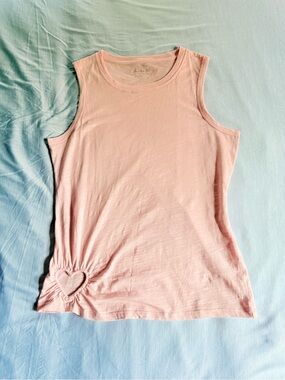 Baby pink tank